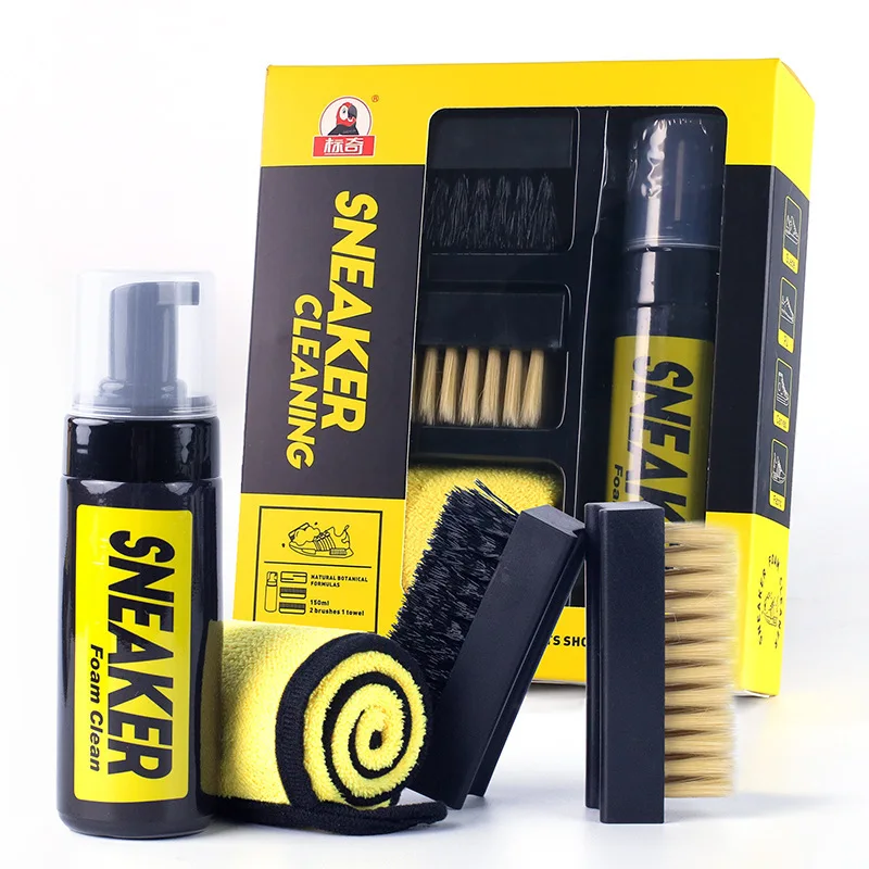 Bezwodny piankowy środek do cz – Sneaker Cleaning Kit recenzja i cena